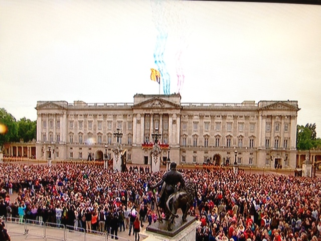 Red Arrows over Buckingham Palace